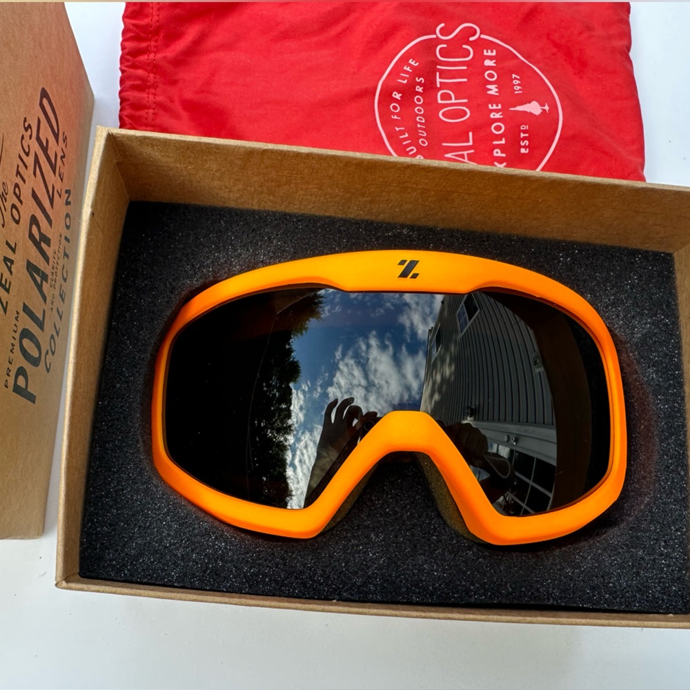 Zeal Optics Tramline Blaze Camo Polarized Dark Gray Medium Fit Ski Snow Goggles